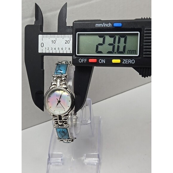 Womens Kristine Silver Tone Faux Turquoise Link Bracelet Watch New Battery Boho - Picture 4 of 9